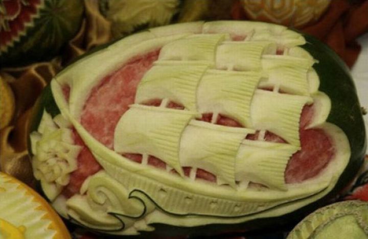 Художественная резка арбуза (75 фото)