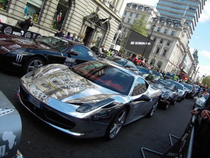 Подборка суперкаров с улиц всего мира (99 фото)