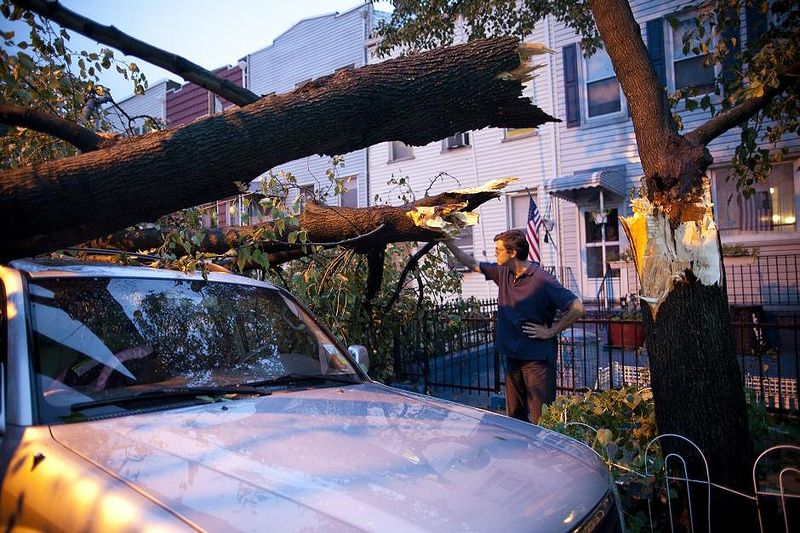 С 1950 года Нью-Йорк в девятый раз пережил удар торнадо, а в этом году это уже второй случай.